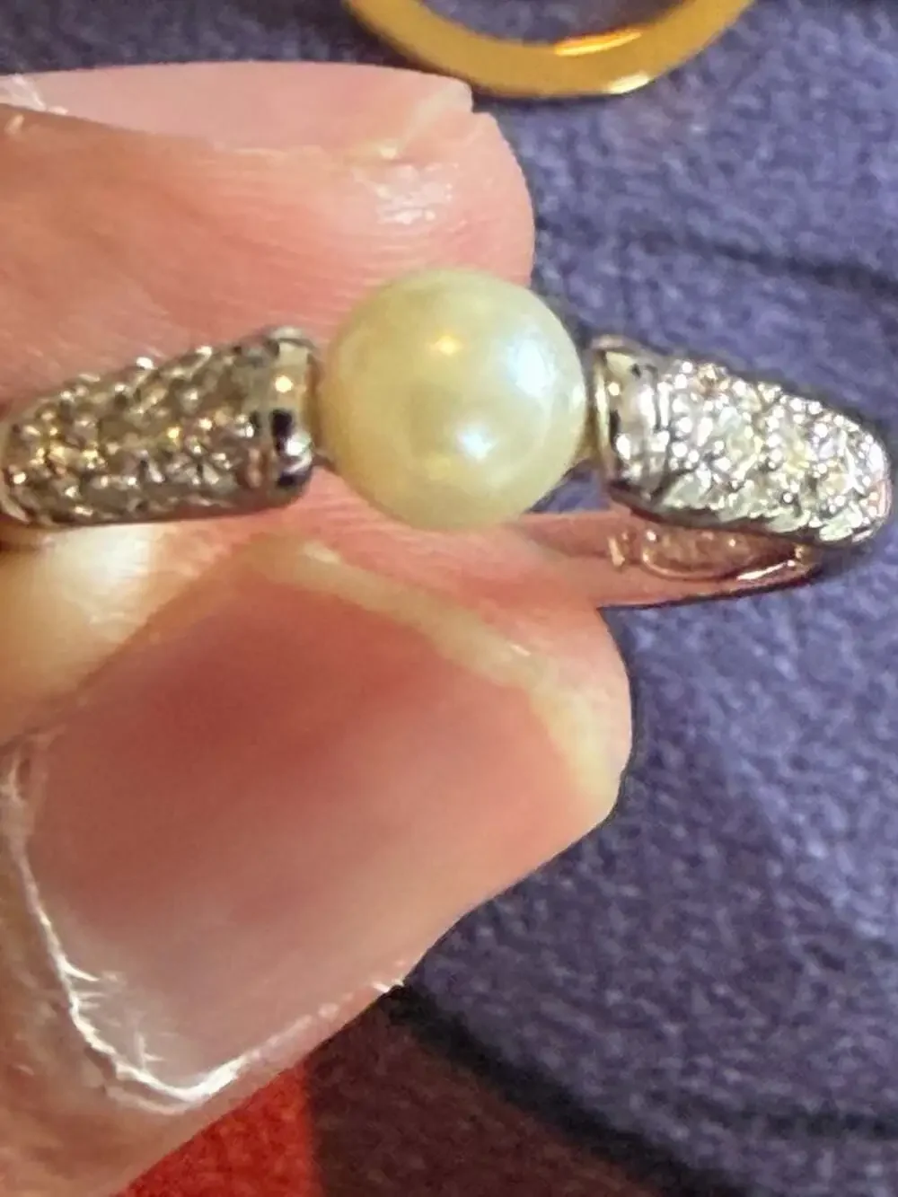 Avon vintage ring